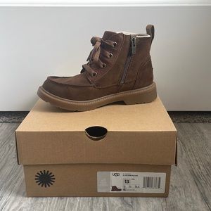 Little Boy Ugg boots size 13
